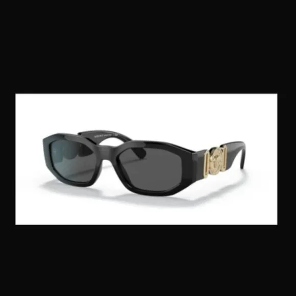 Versace VE4361 Sunglasses - M(130mm)- Black Versace VE4361 Biggie Sunglasses | LensCrafters main image 3